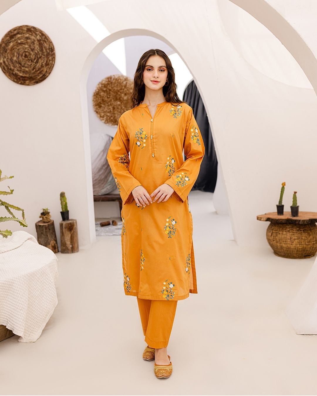 Mehar Posh EMB 2Pc